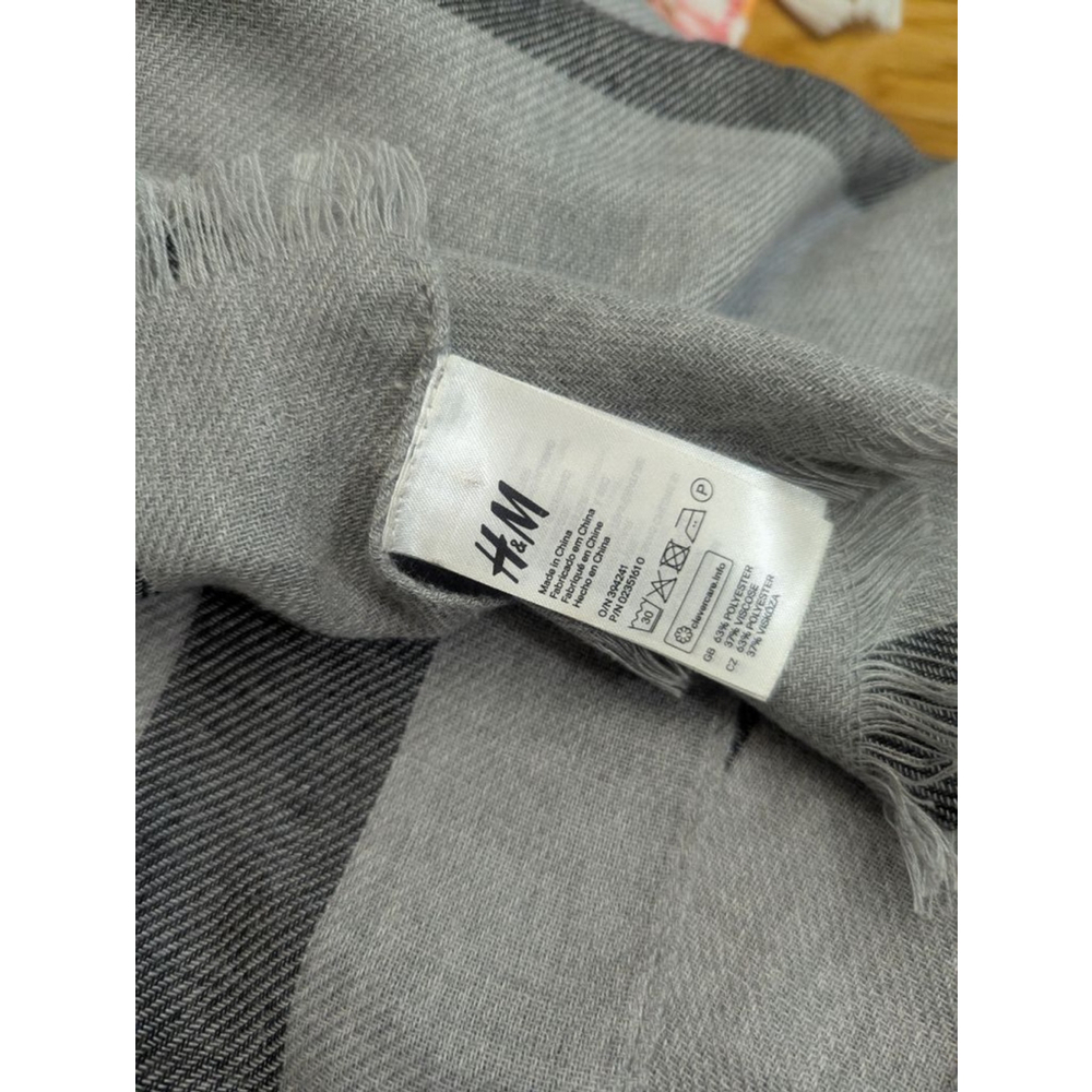 Scarf set of 10 lot of mid weight scarves various brands Pashmina Aldo Bindya - Picture 7 of 7